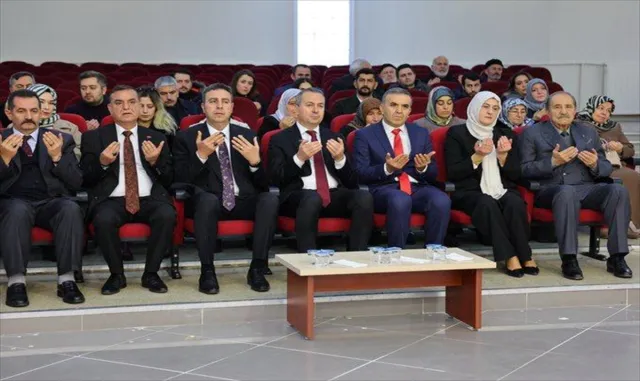 Sivas’ta vefat eden nikah memurunun ismi görev yaptığı salona verildi Sivas’ta vefat eden nikah memurunun ismi görev yaptığı salona verildi