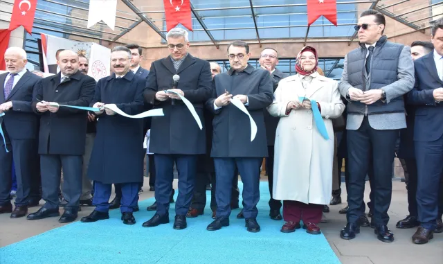 Bakan Memişoğlu, Yunus Emre Devlet Hastanesi Erişkin Arındırma Merkezi’nin açılışında konuştu: Bakan Memişoğlu, Yunus Emre Devlet Hastanesi Erişkin Arındırma Merkezi’nin açılışında konuştu: