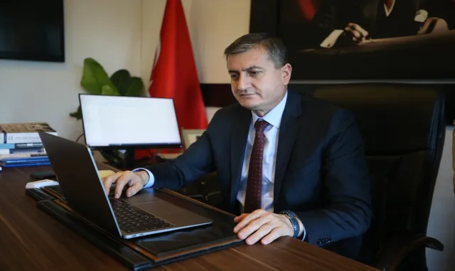 Balıkesir Cumhuriyet Başsavcısı Akın, AA’nın "Yılın Kareleri" oylamasına katıldı Balıkesir Cumhuriyet Başsavcısı Akın, AA’nın "Yılın Kareleri" oylamasına katıldı