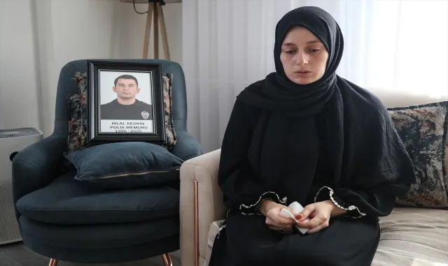 Bebeğine anne sütü götürürken kazada ölen polis memurunun eşi kızıyla hayata tutunuyor Bebeğine anne sütü götürürken kazada ölen polis memurunun eşi kızıyla hayata tutunuyor