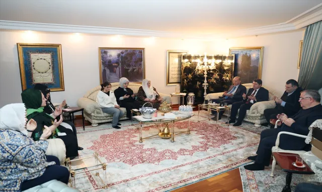 Cumhurbaşkanı Erdoğan, eski AK Parti Milletvekili İyimaya’nın ailesine taziye ziyaretinde bulundu Cumhurbaşkanı Erdoğan, eski AK Parti Milletvekili İyimaya’nın ailesine taziye ziyaretinde bulundu