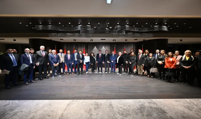 Cumhurbaşkanı Yardımcısı Yılmaz, İstanbul’da ekonomi basını ile bir araya geldi: (2) Cumhurbaşkanı Yardımcısı Yılmaz, İstanbul’da ekonomi basını ile bir araya geldi: (2)