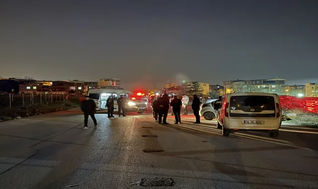 GÜNCELLEME - Bursa’da otomobilde silahla vurulmuş halde bulunan genç kadın öldü GÜNCELLEME - Bursa’da otomobilde silahla vurulmuş halde bulunan genç kadın öldü