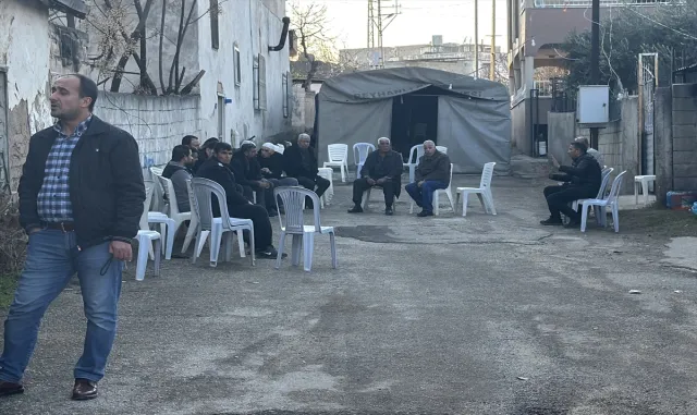 Hatay’da 2 kişinin yaralandığı silahlı saldırıyla ilgili 1 şüpheli tutuklandı Hatay’da 2 kişinin yaralandığı silahlı saldırıyla ilgili 1 şüpheli tutuklandı