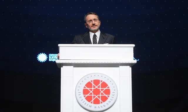 Müzisyen Fahir Atakoğlu’nun hayatını anlatan belgesel AKM’de izleyicilerle buluştu Müzisyen Fahir Atakoğlu’nun hayatını anlatan belgesel AKM’de izleyicilerle buluştu