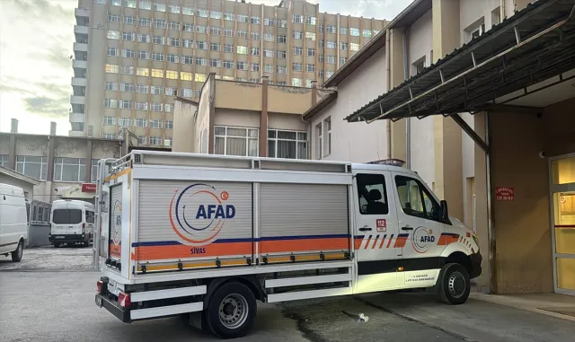 Sivas’ta hastanede yaşanan patlamada kimsenin zarar görmediği bildirildi Sivas’ta hastanede yaşanan patlamada kimsenin zarar görmediği bildirildi