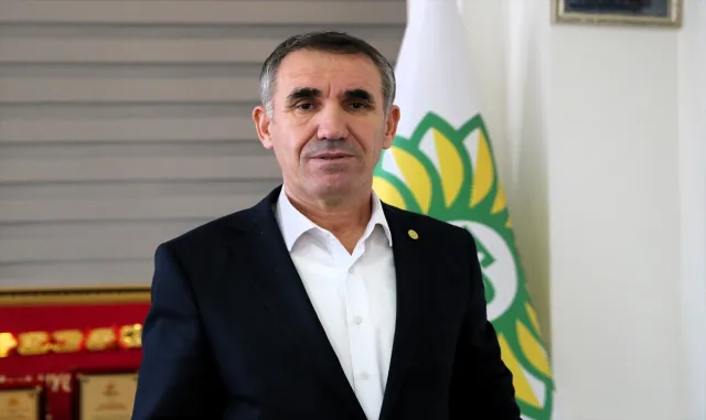 Trakya Birlik 2024 üretim sezonunda 240 bin ton ayçiçeği alımı gerçekleştirdi Trakya Birlik 2024 üretim sezonunda 240 bin ton ayçiçeği alımı gerçekleştirdi