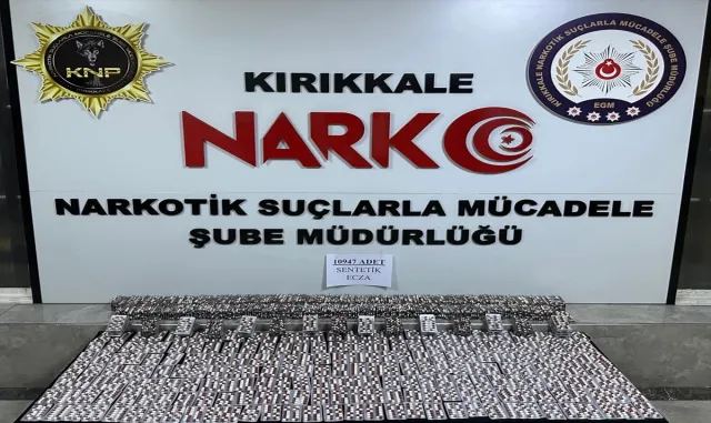 GÜNCELLEME - Kırıkkale’de uyuşturucu operasyonunda yakalanan 3 şüpheliden 2’si tutuklandı GÜNCELLEME - Kırıkkale’de uyuşturucu operasyonunda yakalanan 3 şüpheliden 2’si tutuklandı