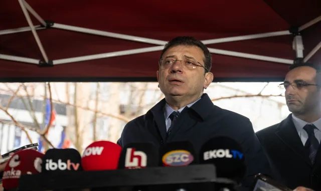 İBB Başkanı İmamoğlu, temel atma programından sonra gazetecilerin sorularını yanıtladı: İBB Başkanı İmamoğlu, temel atma programından sonra gazetecilerin sorularını yanıtladı: