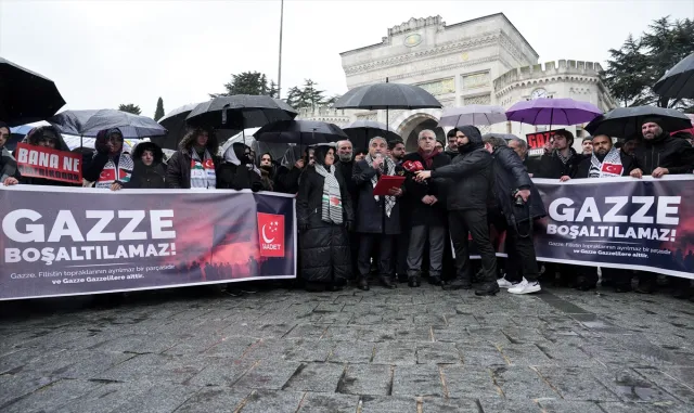 İstanbul’da Trump’ın Filistinlileri yerinden etme planına karşı protesto düzenlendi İstanbul’da Trump’ın Filistinlileri yerinden etme planına karşı protesto düzenlendi