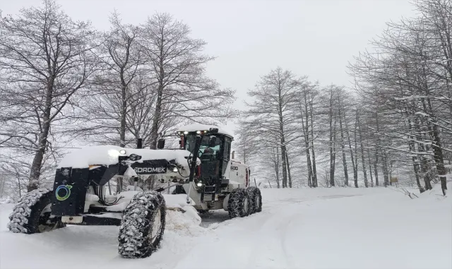 Karadeniz’de 1028 köyle ulaşım sağlanamıyor Karadeniz’de 1028 köyle ulaşım sağlanamıyor