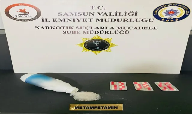 Samsun’da ayran şişesine gizlenmiş uyuşturucu ele geçirildi Samsun’da ayran şişesine gizlenmiş uyuşturucu ele geçirildi