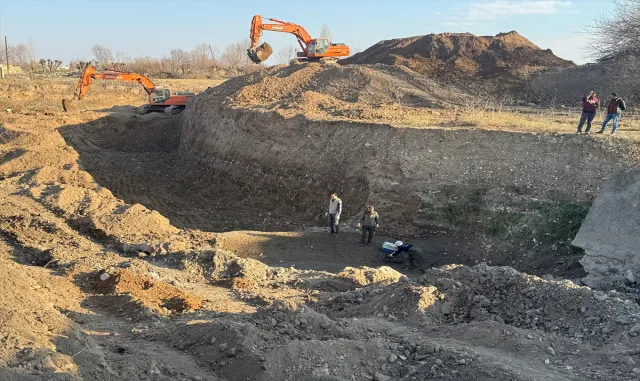 Şanlıurfa’da derede mahsur kalan yaklaşık 500 kaplumbağa bakımlarının ardından doğaya bırakıldı Şanlıurfa’da derede mahsur kalan yaklaşık 500 kaplumbağa bakımlarının ardından doğaya bırakıldı
