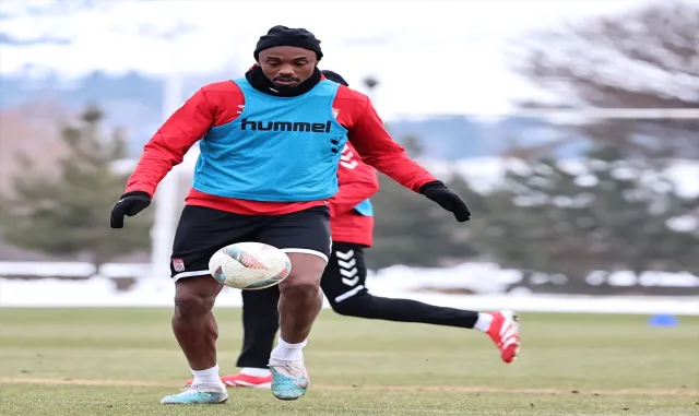 Sivasspor’da Gaziantep FK maçının hazırlıkları devam ediyor Sivasspor’da Gaziantep FK maçının hazırlıkları devam ediyor