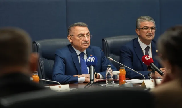 TBMM Dışişleri Komisyonu Başkanı Oktay, Kazakistan-Türkiye Parlamentolar Arası Dostluk Grubu heyetiyle görüştü TBMM Dışişleri Komisyonu Başkanı Oktay, Kazakistan-Türkiye Parlamentolar Arası Dostluk Grubu heyetiyle görüştü