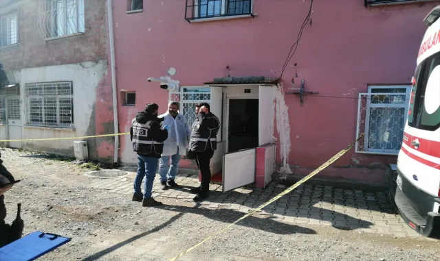 Tokat’ta tartıştığı oğlunu keserle öldüren baba tutuklandı Tokat’ta tartıştığı oğlunu keserle öldüren baba tutuklandı