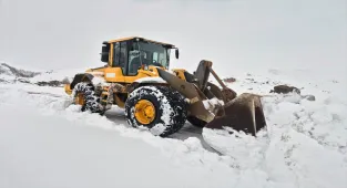 Van, Muş ve Bitlis'te 34 yerleşim yerine ulaşım sağlanamıyor