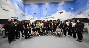 Azerbaycanlı gençler Bursa'da 