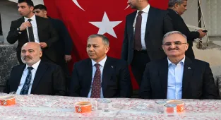 İçişleri Bakanı Ali Yerlikaya, Adana'da iftara katıldı: