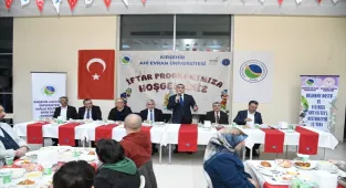 KAEÜ'de akademisyen ve öğrenciler iftar programlarında bir araya geldi