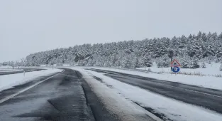 Kars, Ardahan ve Erzurum'da kar etkili oldu