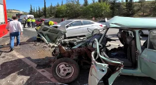 Mersin'de zincirleme trafik kazasında 1 kişi öldü, 9 kişi yaralandı
