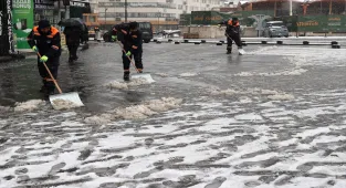Sivas'ta kar yağışı etkili oluyor