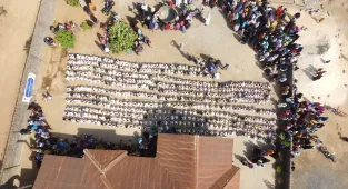 Türkiye Diyanet Vakfı, Sierra Leone'de ihtiyaç sahibi 1500 aileye gıda yardımı yaptı