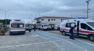 Çanakkale'de düzensiz göçmenleri taşıyan bot battı