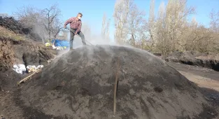 Çanakkale'den ABD ve Avrupa'ya yıllık 60 ton mangal kömürü gönderiyor
