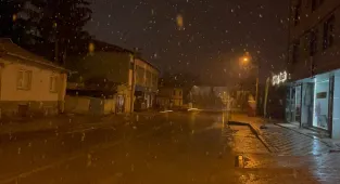 Çankırı'nın yüksek kesimlerinde kar yağışı etkili oluyor