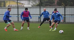 Çaykur Rizesporlu futbolcu Mosci, Trabzonspor maçını değerlendirdi:
