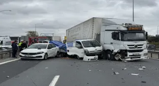 GÜNCELLEME - Anadolu Otoyolu Kocaeli kesiminde kaza nedeniyle kapanan Ankara istikameti ulaşıma açıldı