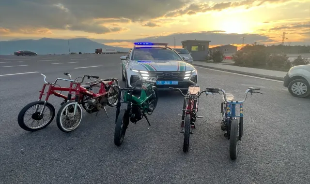 İzmir'de otoyolda yarışan motosikletlilere 115 bin 589 lira para cezası