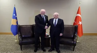 Milli Savunma Bakanı Güler, Kosova Bölgesel Kalkınma Bakanı Damka ile görüştü