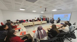 Niğde'de 16 ebe sertifika aldı