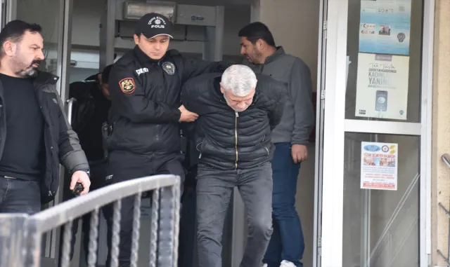 Sakarya'da 5 kişinin öldüğü silahlı kavgaya ilişkin 3 zanlı gözaltında