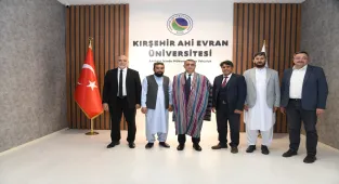 Afganistanlı yetkililerden KAEÜ Rektörü Karahocagil'e ziyaret