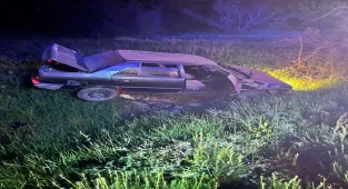 Afyonkarahisar'da şarampole düşen otomobildeki polis hayatını kaybetti