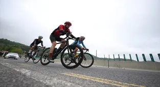 Bisikletlilerin Selanik'ten Samsun'a taşıdığı 