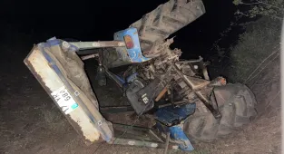 Çanakkale'de devrilen traktörün altında kalan sürücü öldü