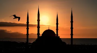 Gün batımında Trabzon'dan kartpostallık manzaralar