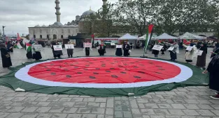 İHH İstanbul Kadın Birimi’nden Gazze’ye destek eylemi