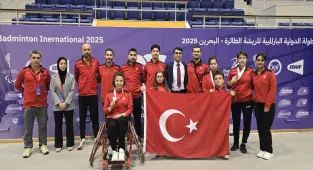 Para badmintoncular, Bahreyn'de 5 madalya kazandı