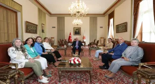 TBMM Başkanı Kurtulmuş, CHP'li Asu Kaya ve beraberindeki milletvekilleri ile İYİ Partili Çömez'i kabul etti