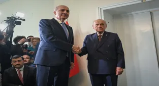 TBMM Başkanı Kurtulmuş, MHP Genel Başkanı Bahçeli'yi ziyaret etti: