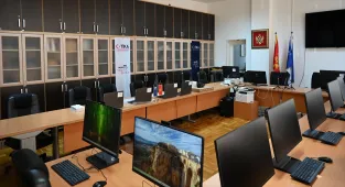 TİKA'dan Karadağ Üniversitesi Tarih Enstitüsüne teknik ekipman desteği