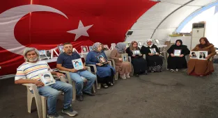 Diyarbakır anneleri evlatlarına kavuşmak istiyor