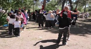 Erzurum'da yetim ve öksüz çocuklar için piknik şöleni düzenlendi