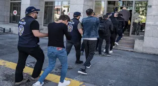 Erzurum merkezli sahte ilan dolandırıcılığı operasyonunda 19 zanlı tutuklandı